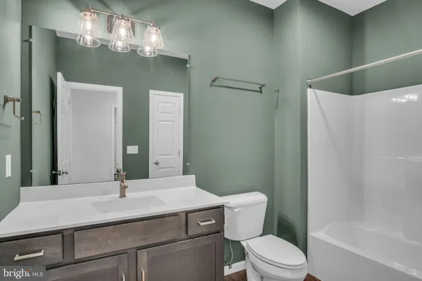 $401,990 | 907 Shadowbrooke, Dover, PA 17315