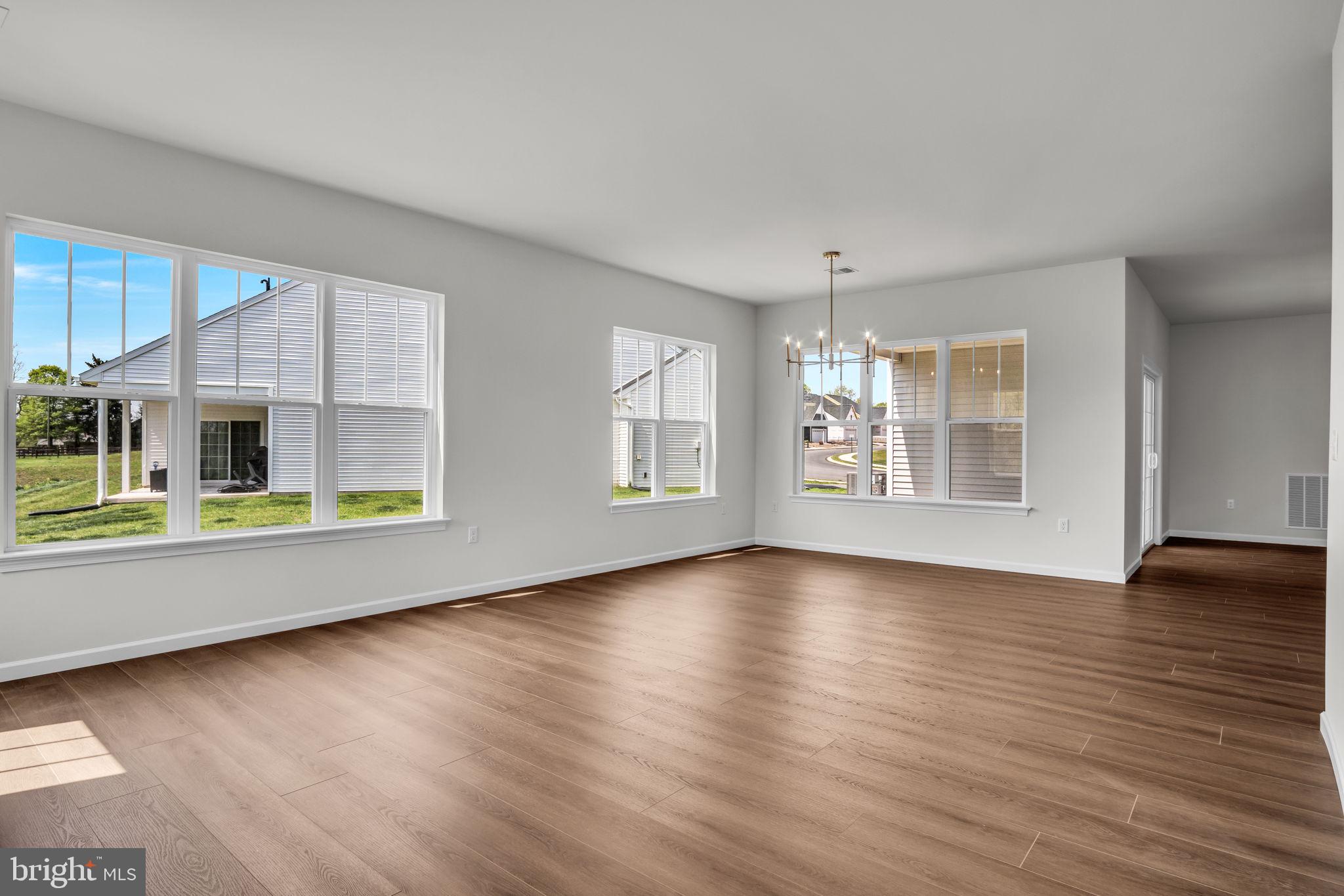 907 Shadowbrooke Dover, PA 17315 - Photo 7 of 14