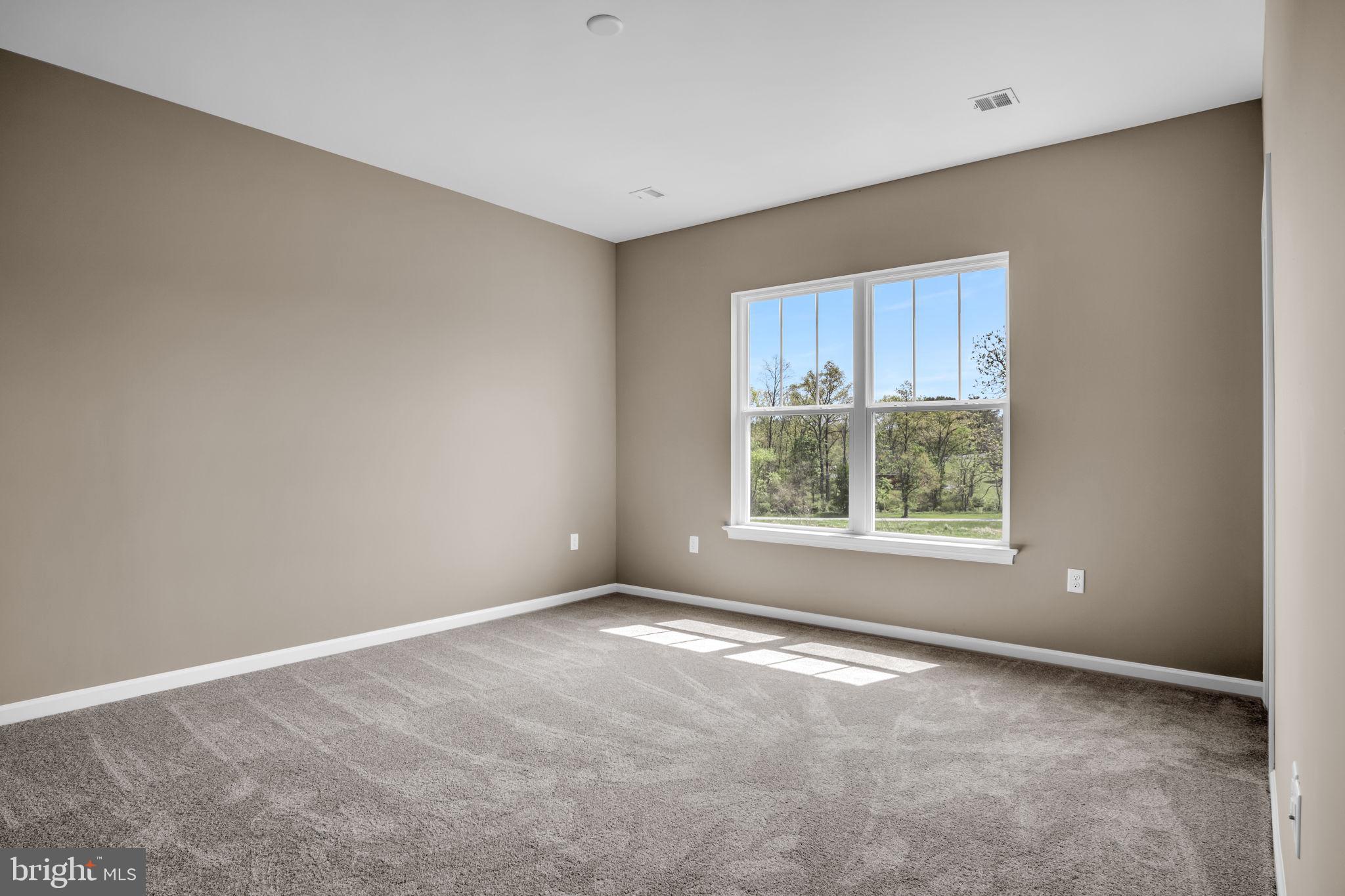 907 Shadowbrooke Dover, PA 17315 - Photo 8 of 14