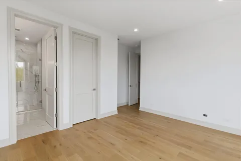 $2,250,000 | 6414 North Francisco Avenue, Chicago, IL 60645