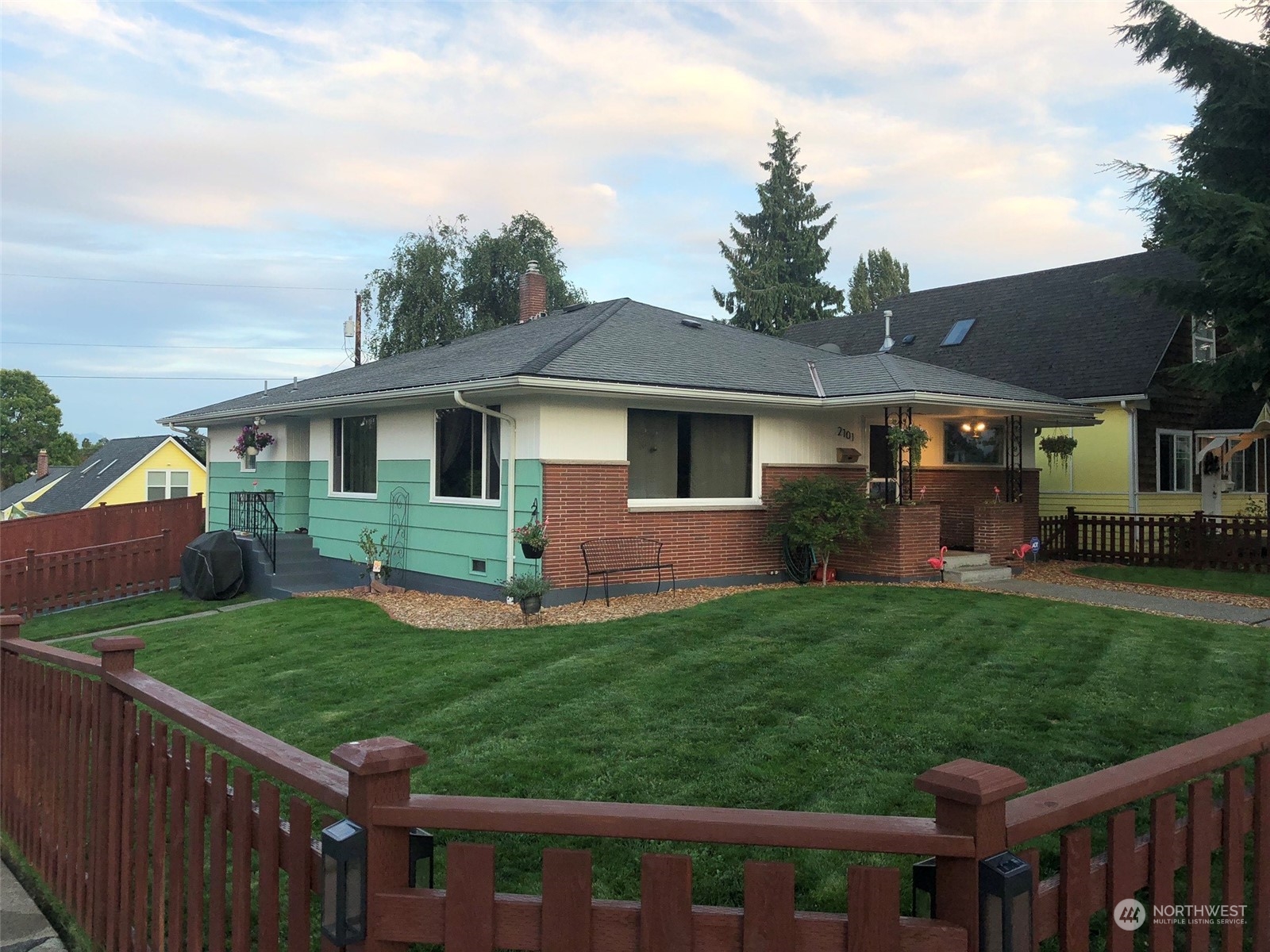 2101 Rockefeller Avenue Everett, WA 98201 - Photo 1 of 26 a front view of a house with a yard