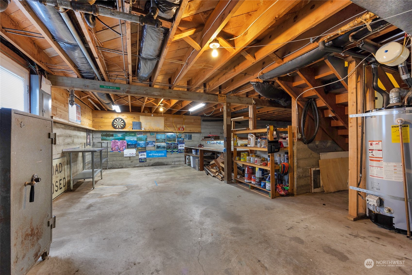 2101 Rockefeller Avenue Everett, WA 98201 - Photo 20 of 26 a view of empty room with wooden ceiling