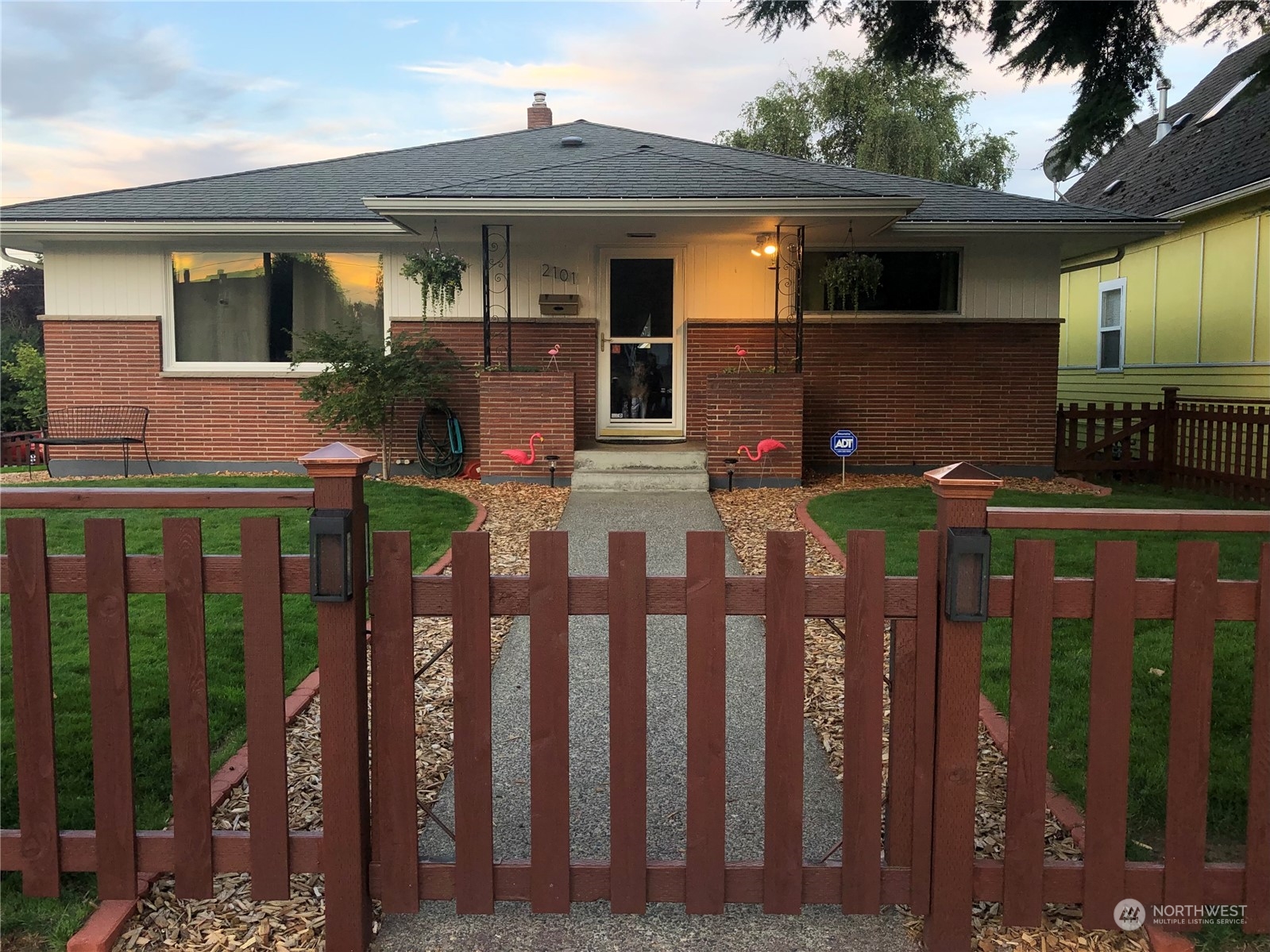 2101 Rockefeller Avenue Everett, WA 98201 - Photo 2 of 26 a view of a house with wooden fence