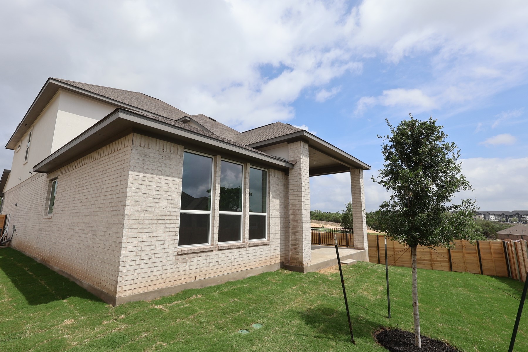 436 Leaning Rock Road Georgetown, TX 78628 - Photo 18 of 22 a house view with a garden space