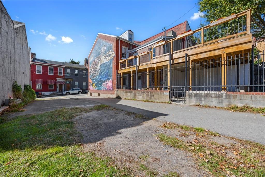 1312 Boyle Street Pittsburgh, PA 15212 - Photo 37 of 50 a front view of building with street