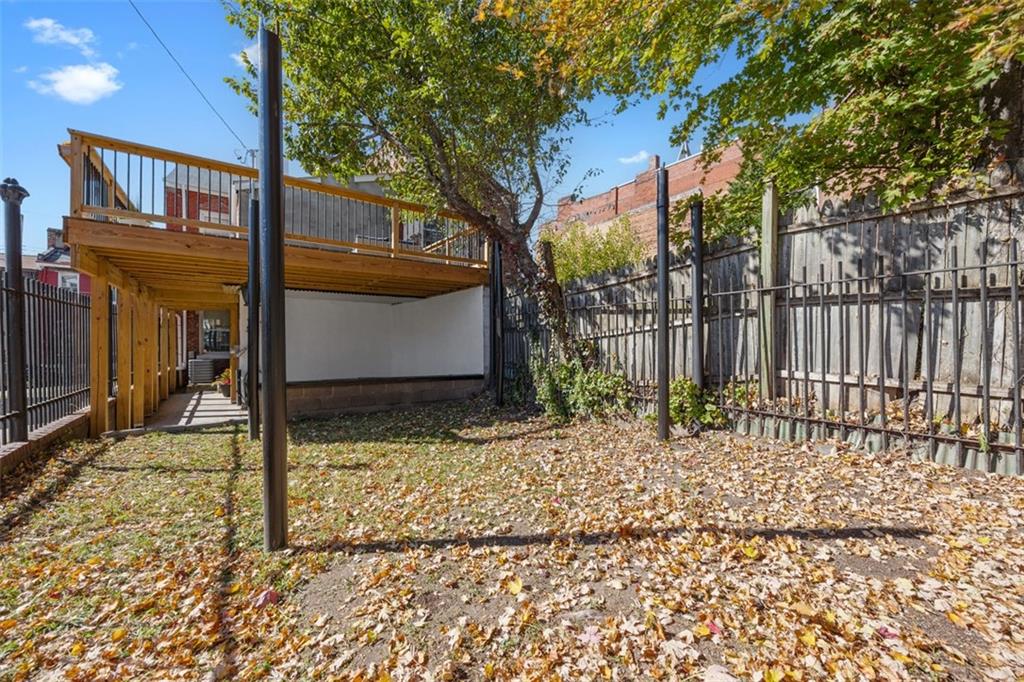 1312 Boyle Street Pittsburgh, PA 15212 - Photo 43 of 50 a view of a entrance gate of the house