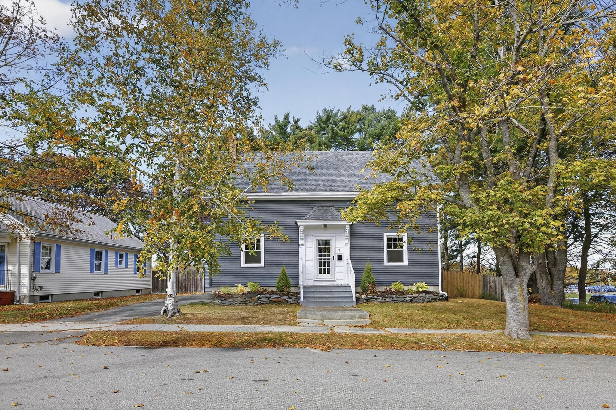 7 Allen Road South Portland, ME 04106 - Photo 3 of 42 7 Allen Rd._W5_18