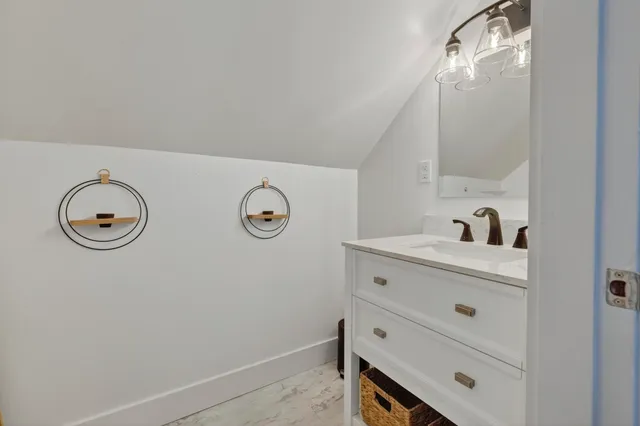 $620,000 | 7 Allen Road, South Portland, ME 04106