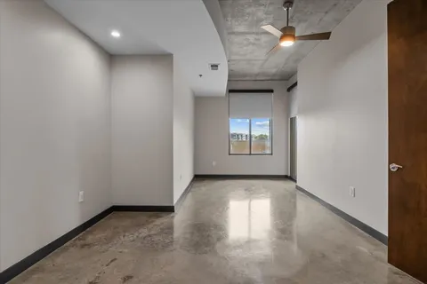 $400,000 | 1510 Demonbreun Street, Unit 512, Nashville, TN 37203