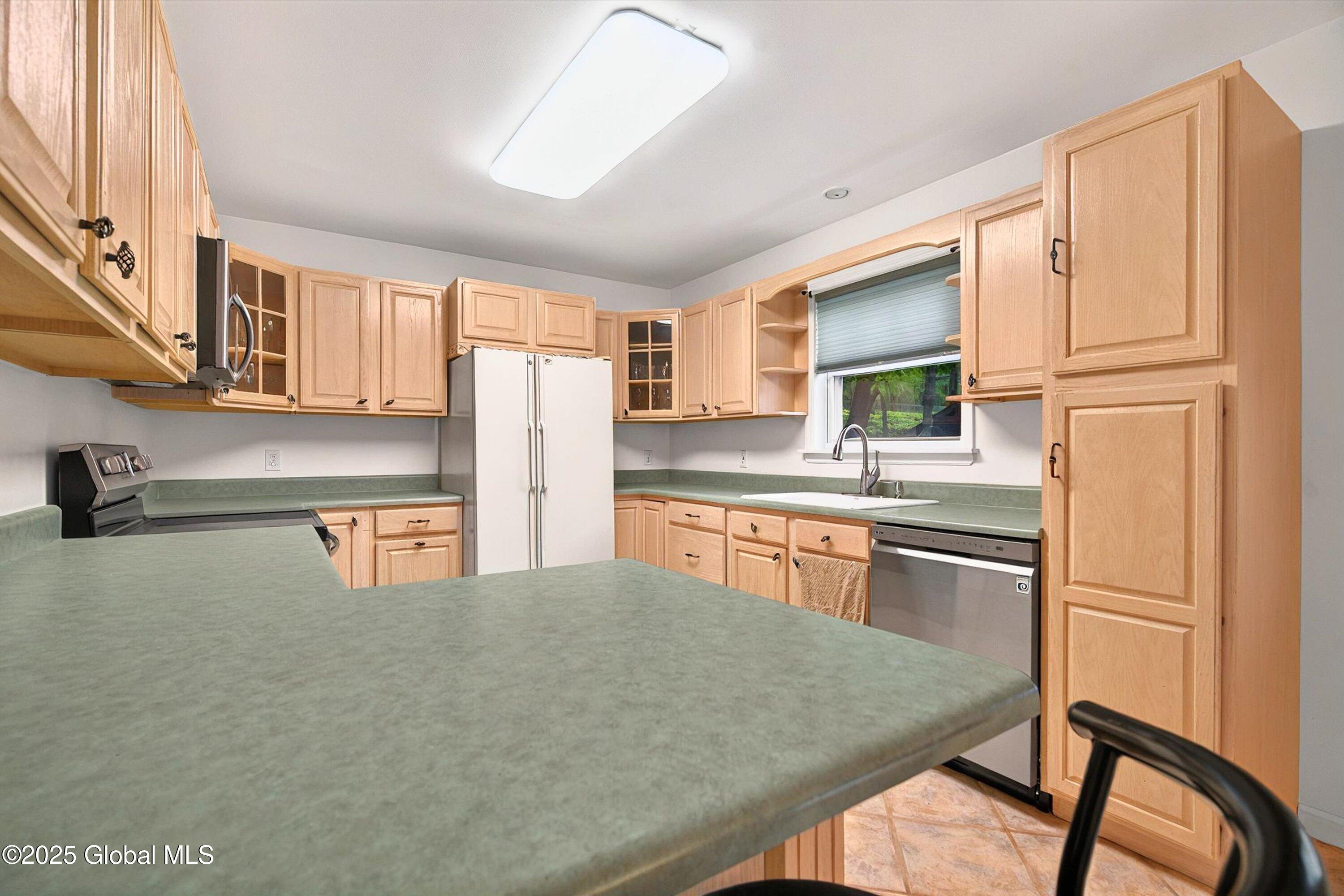 14-16 Bay Road Lake Luzerne, NY 12846 - Photo 13 of 47 39-14-16 BAY RD-9