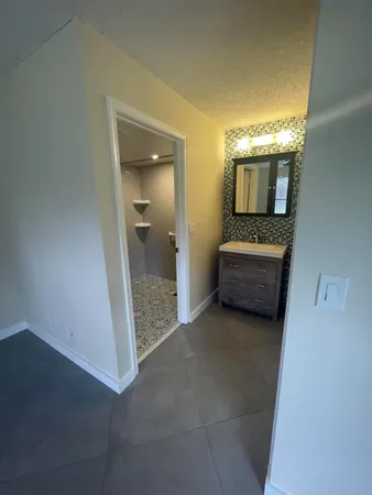 $3,600 | 3355 Jaywood Terrace, Unit J113, Boca Raton, FL 33431
