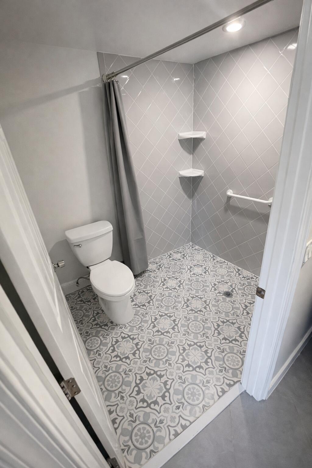 3355 Jaywood Terrace, Unit J113 Boca Raton, FL 33431 - Photo 10 of 34 shower