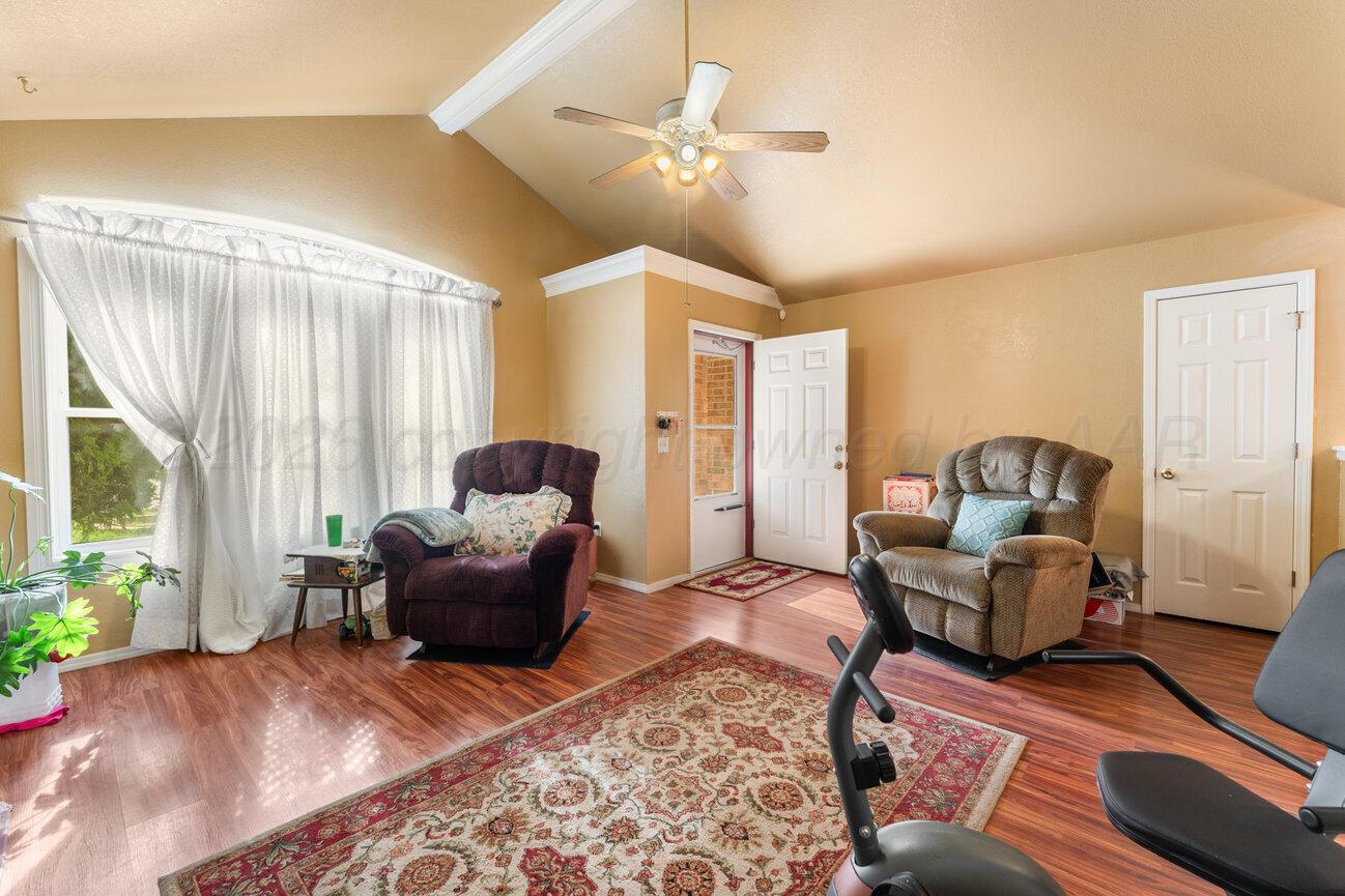 1108 South Fairfield Street Amarillo, TX 79104 - Photo 6 of 36 Color-6