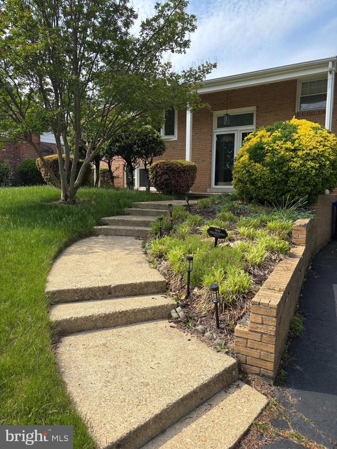 3424 Ramsgate Terrace Alexandria, VA 22309 - Photo 2 of 29 Front Entrance