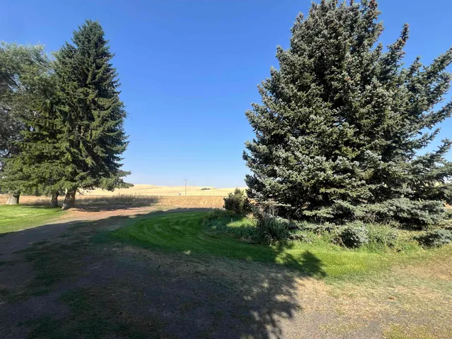 $470,000 | 451 Sunset Road, St. John, WA 99171