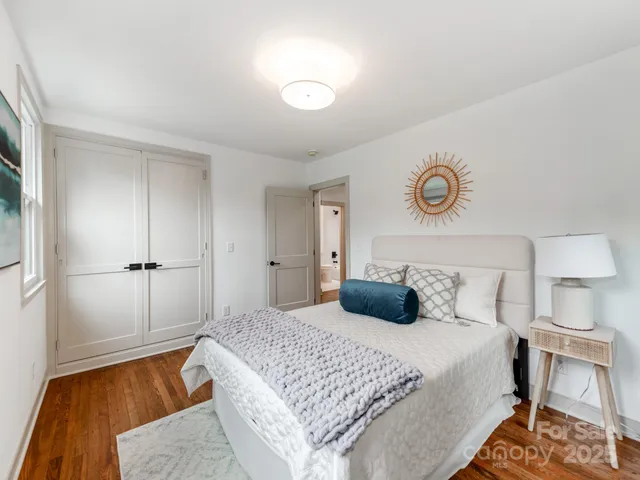 $799,900 | 2114 Thurmond Place, Charlotte, NC 28205