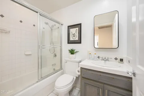 $2,150,000 | 2811 Glendon Avenue, Los Angeles, CA 90064