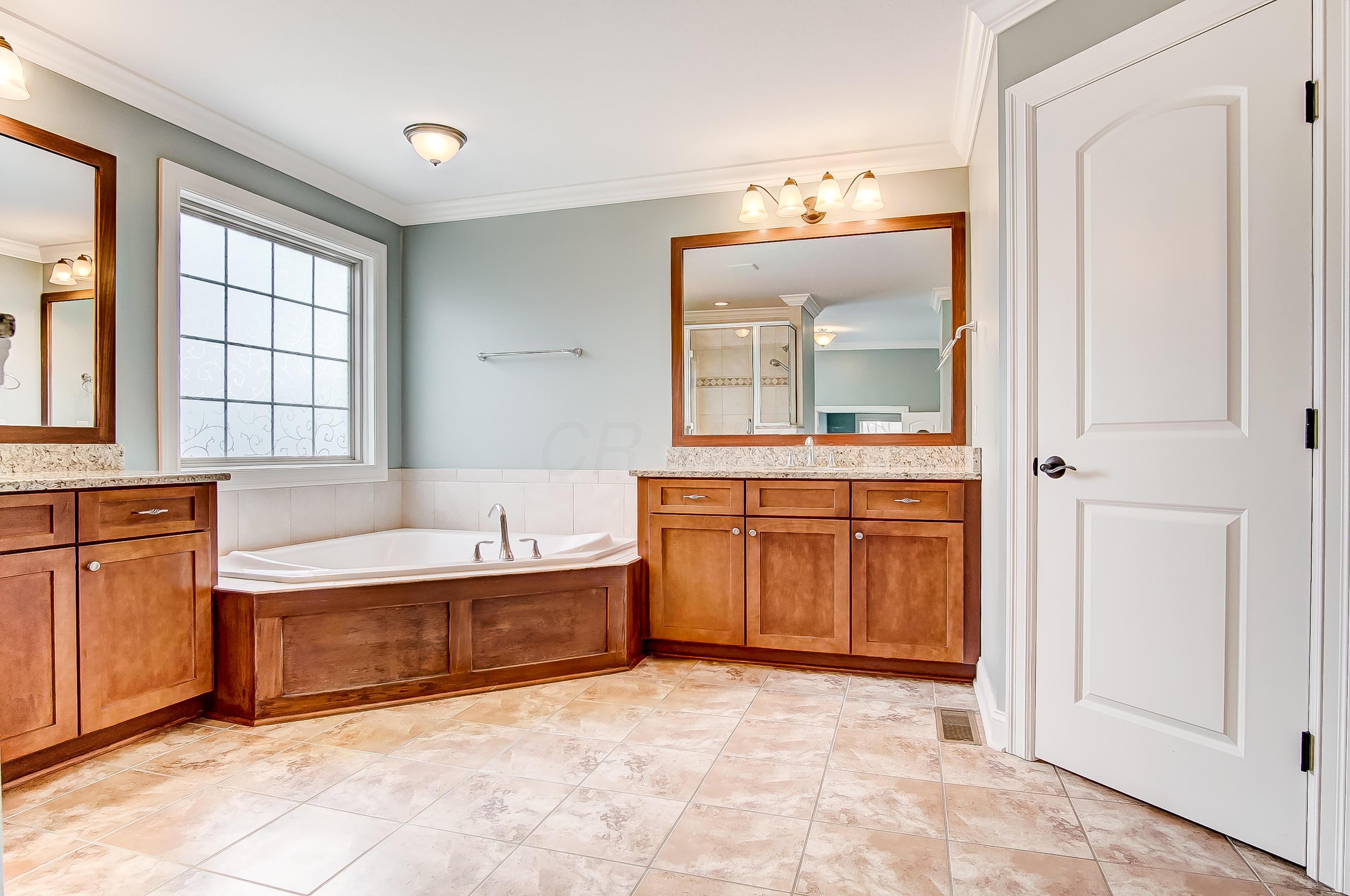 1084 Rambling Brook Way Delaware, OH 43015 - Photo 27 of 58 Gallery Image 27