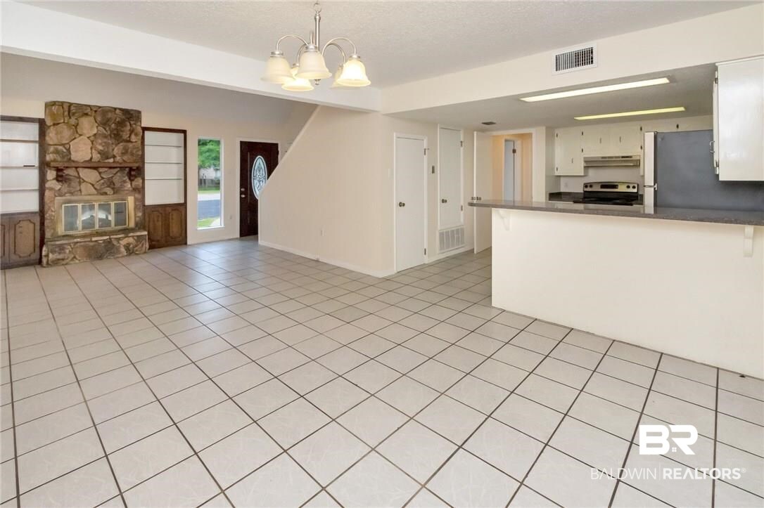 861 Wildwood Avenue Mobile, AL 36609 - Photo 4 of 36