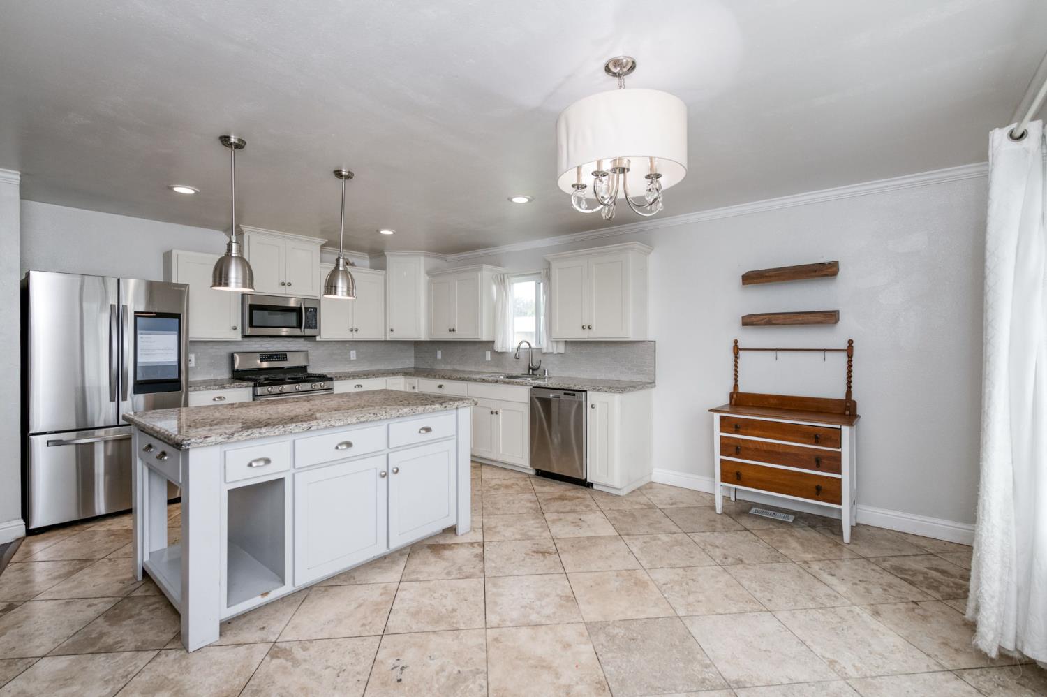 1175 North Frankwood Avenue Reedley, CA 93654 - Photo 16 of 16