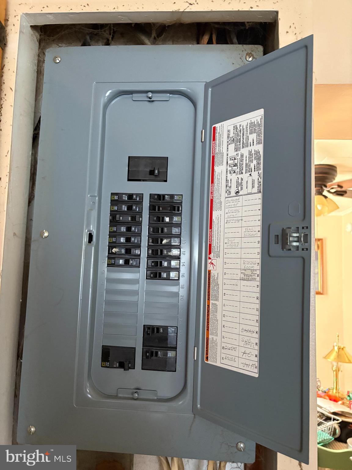 210 Pinewood Road Baltimore, MD 21222 - Photo 5 of 14 breaker panel Square D
