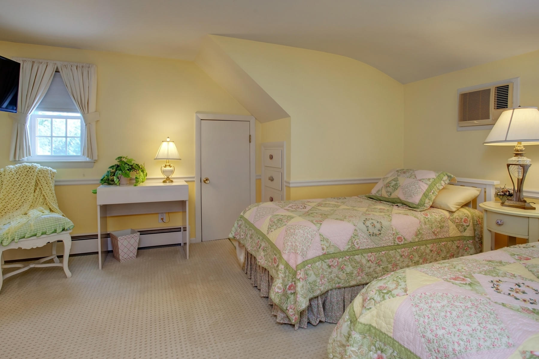 68 Spring Hill Road East Sandwich, MA 02537 - Photo 21 of 32 029_68SpringHill_06302018