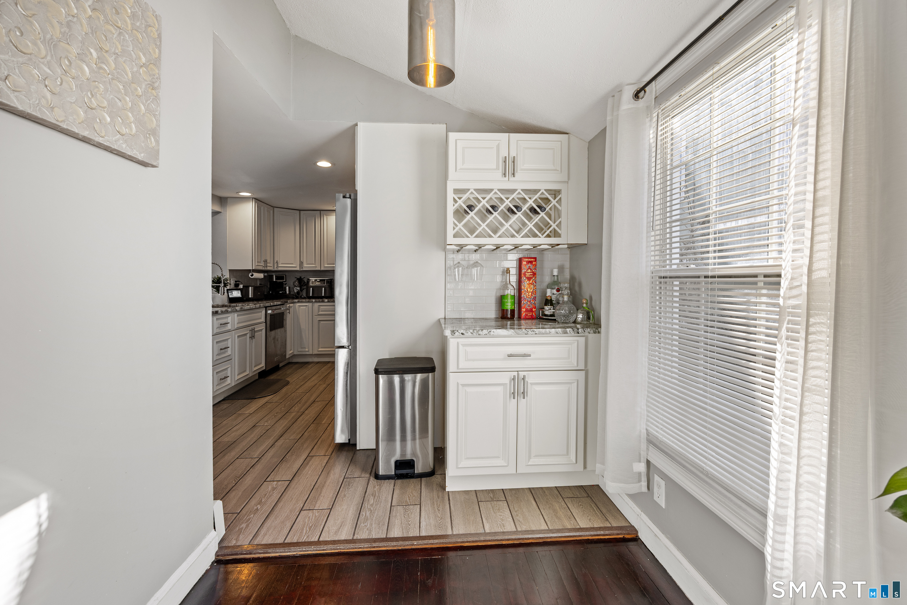 28 Woodmere Road West Hartford, CT 06119 - Photo 13 of 40