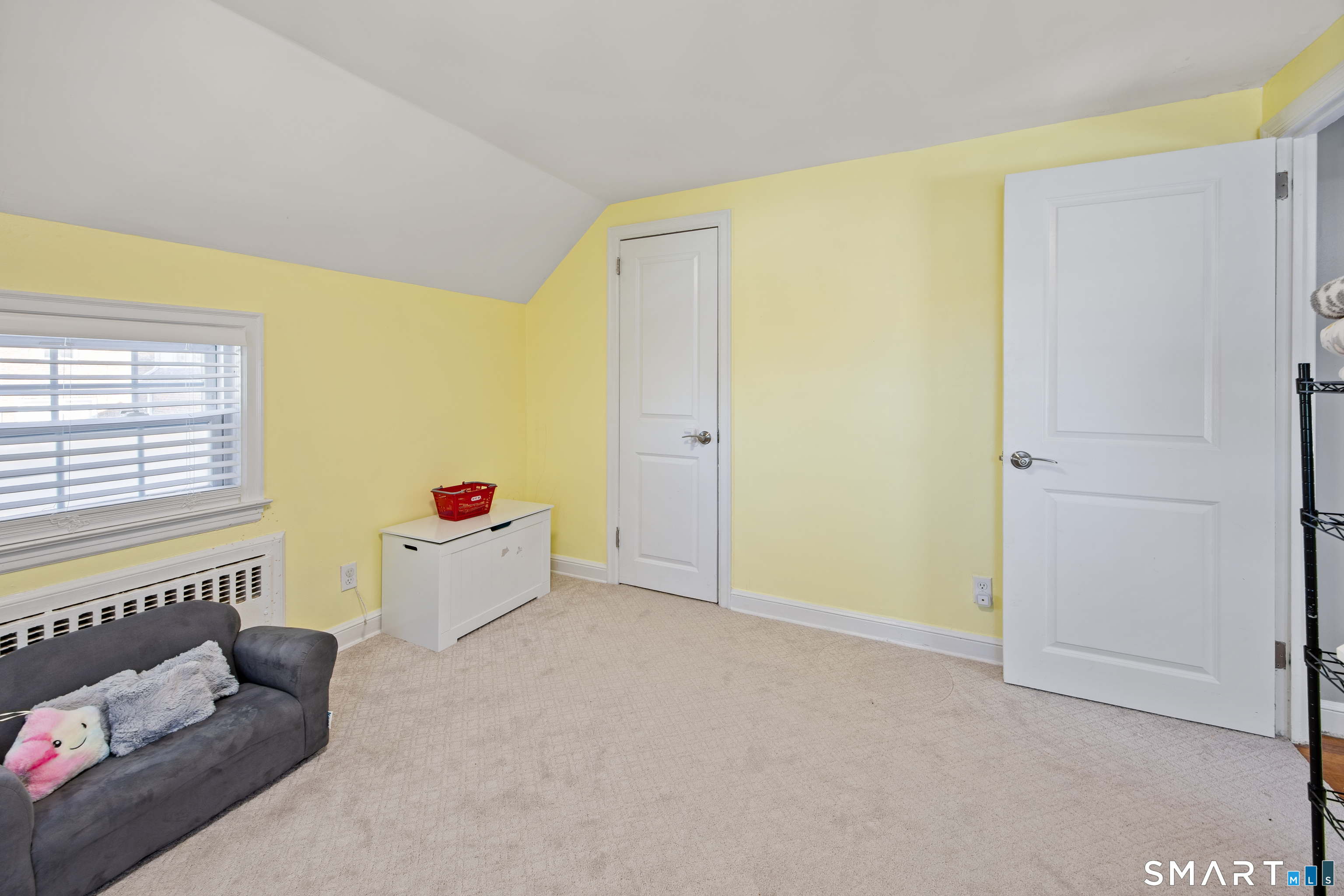 28 Woodmere Road West Hartford, CT 06119 - Photo 22 of 40