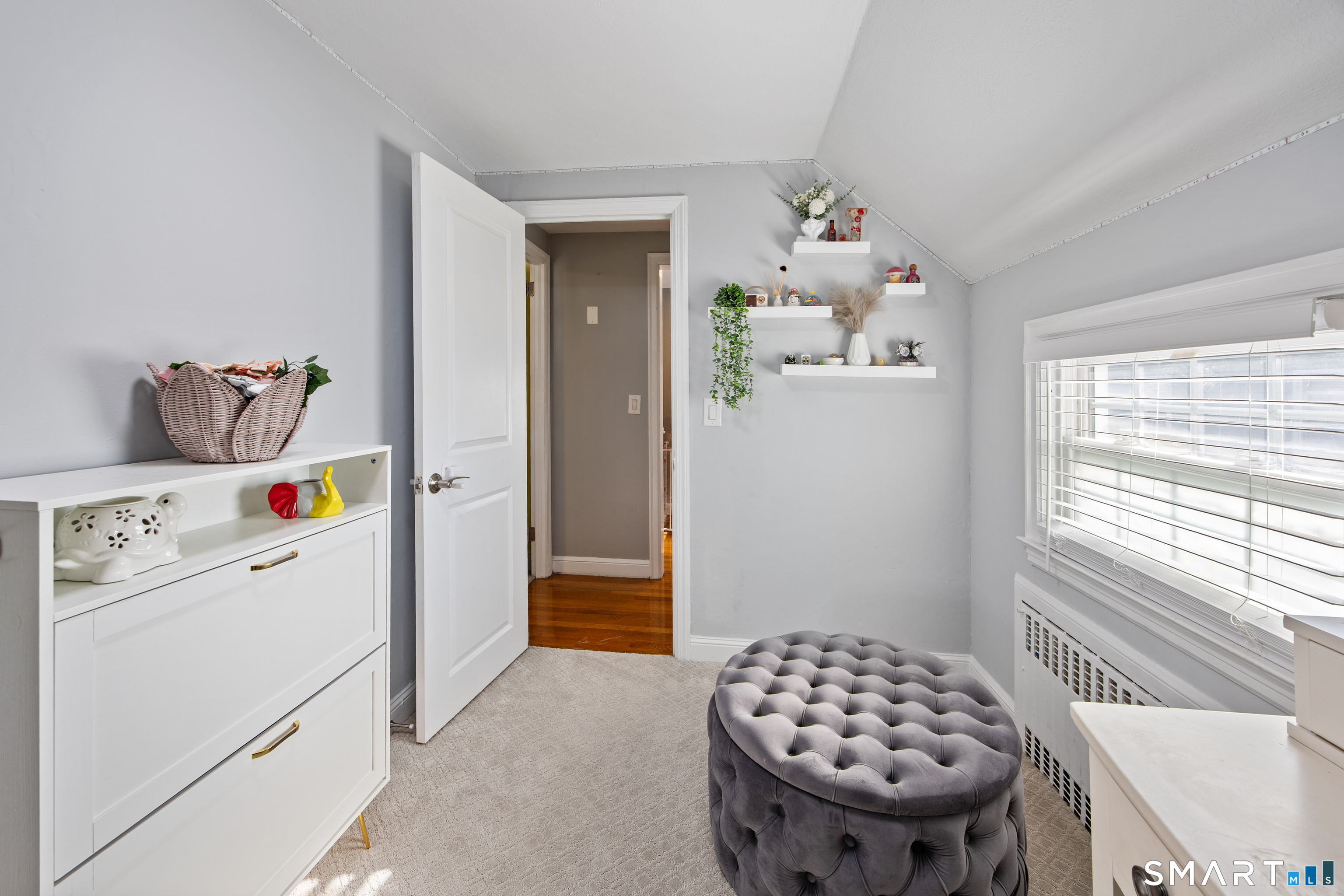 28 Woodmere Road West Hartford, CT 06119 - Photo 25 of 41