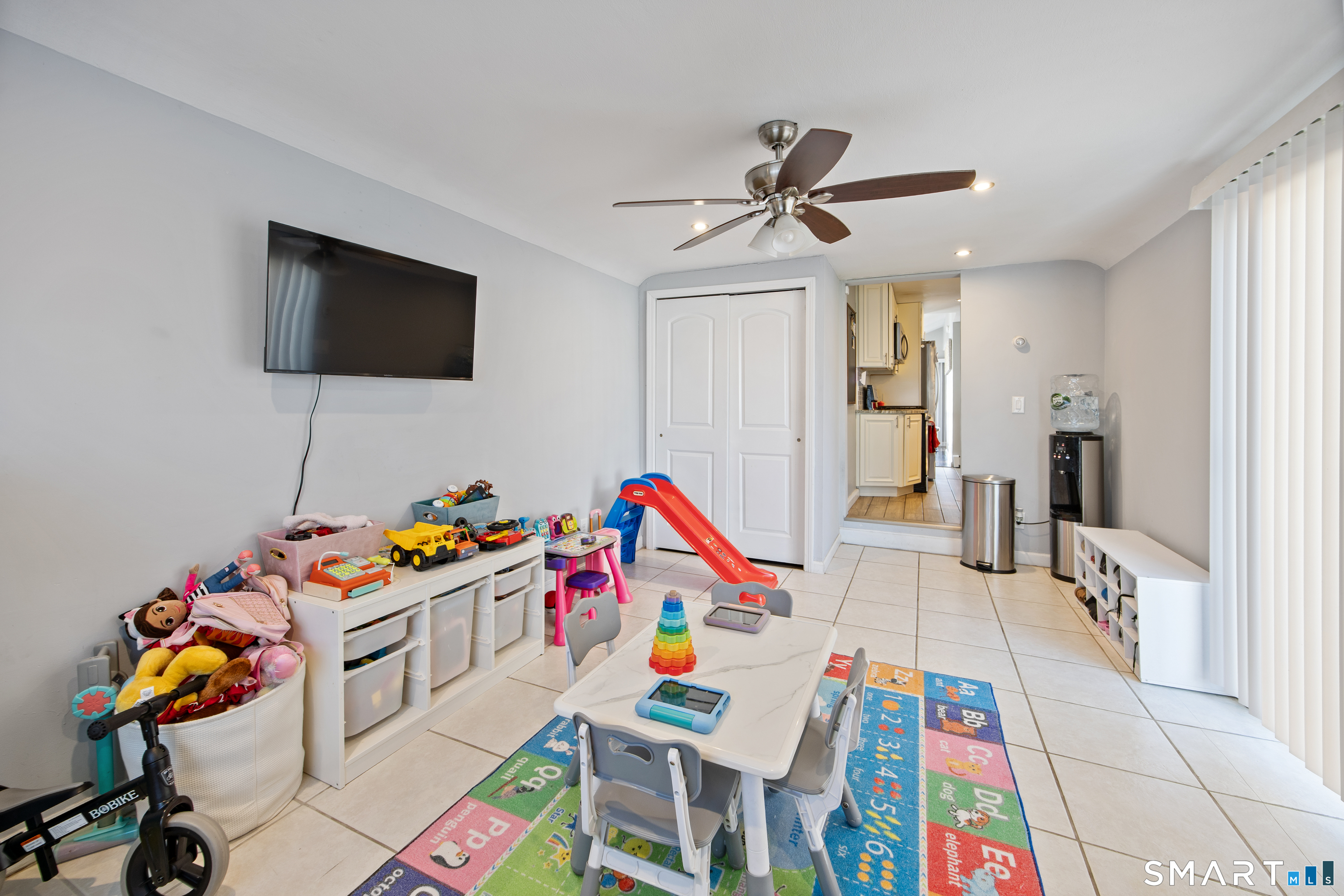 28 Woodmere Road West Hartford, CT 06119 - Photo 29 of 40