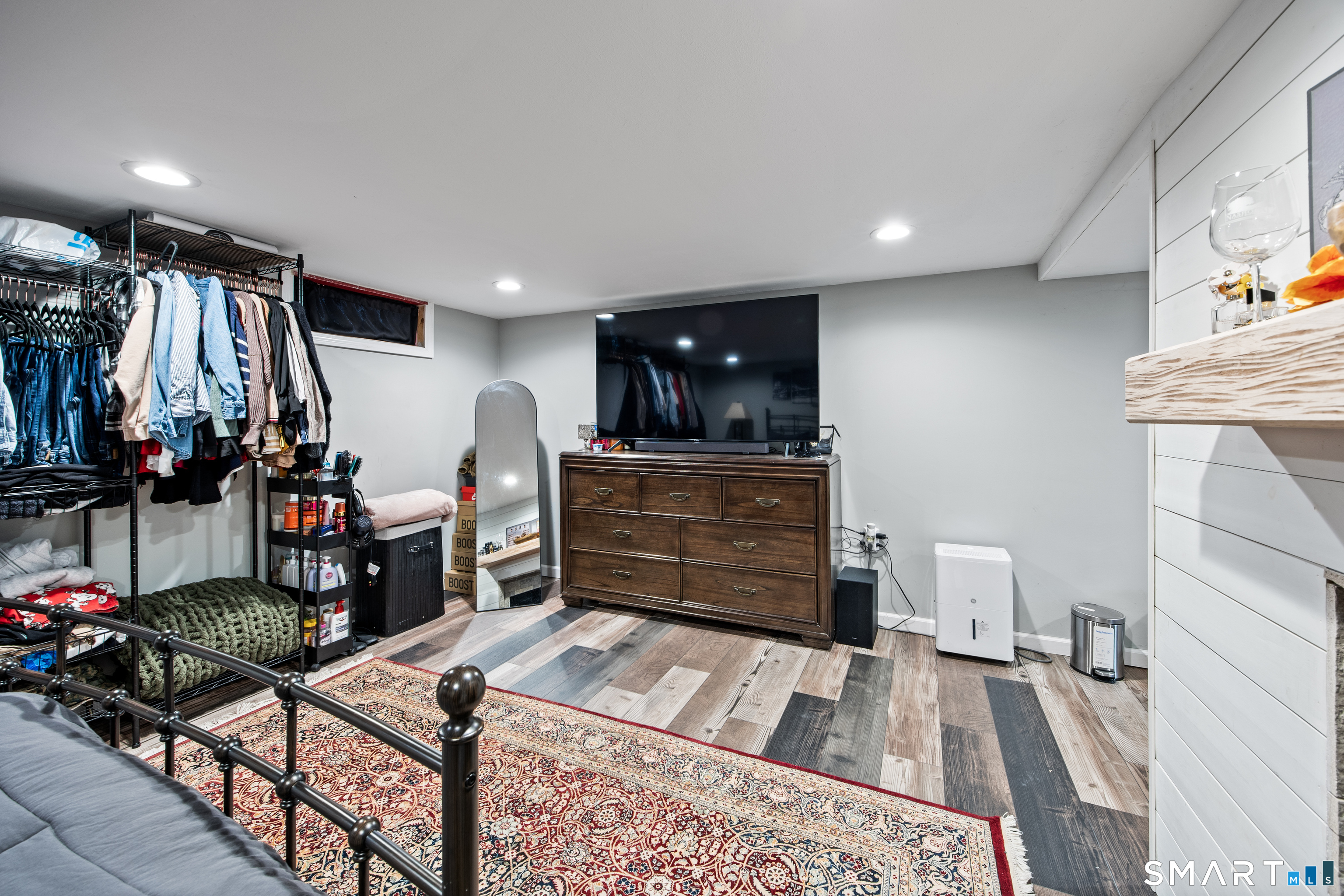 28 Woodmere Road West Hartford, CT 06119 - Photo 35 of 41