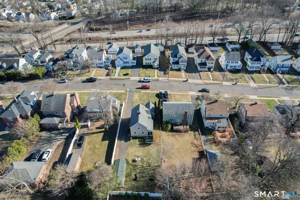 $425,000 | 28 Woodmere Road, West Hartford, CT 06119
