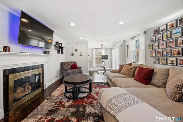 $425,000 | 28 Woodmere Road, West Hartford, CT 06119