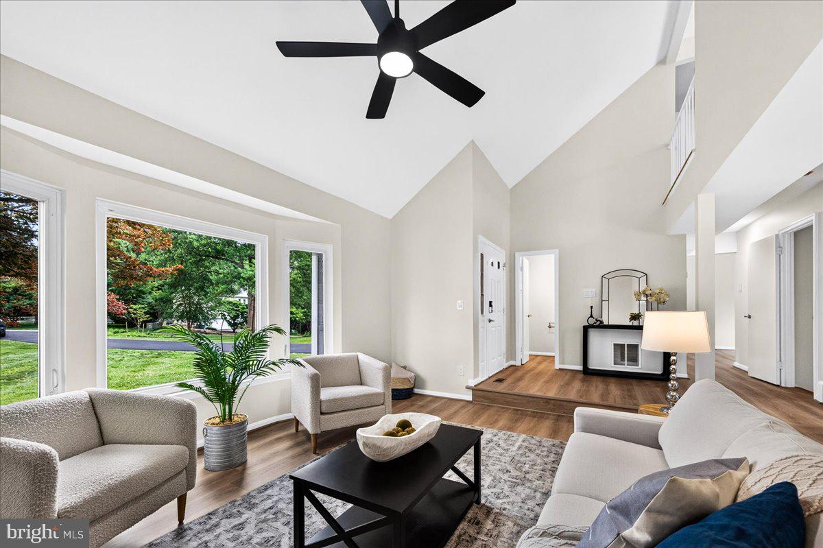 11057 Bishopsgate Court Reston, VA 20194 - Photo 11 of 72 large Picture Window in Living Room