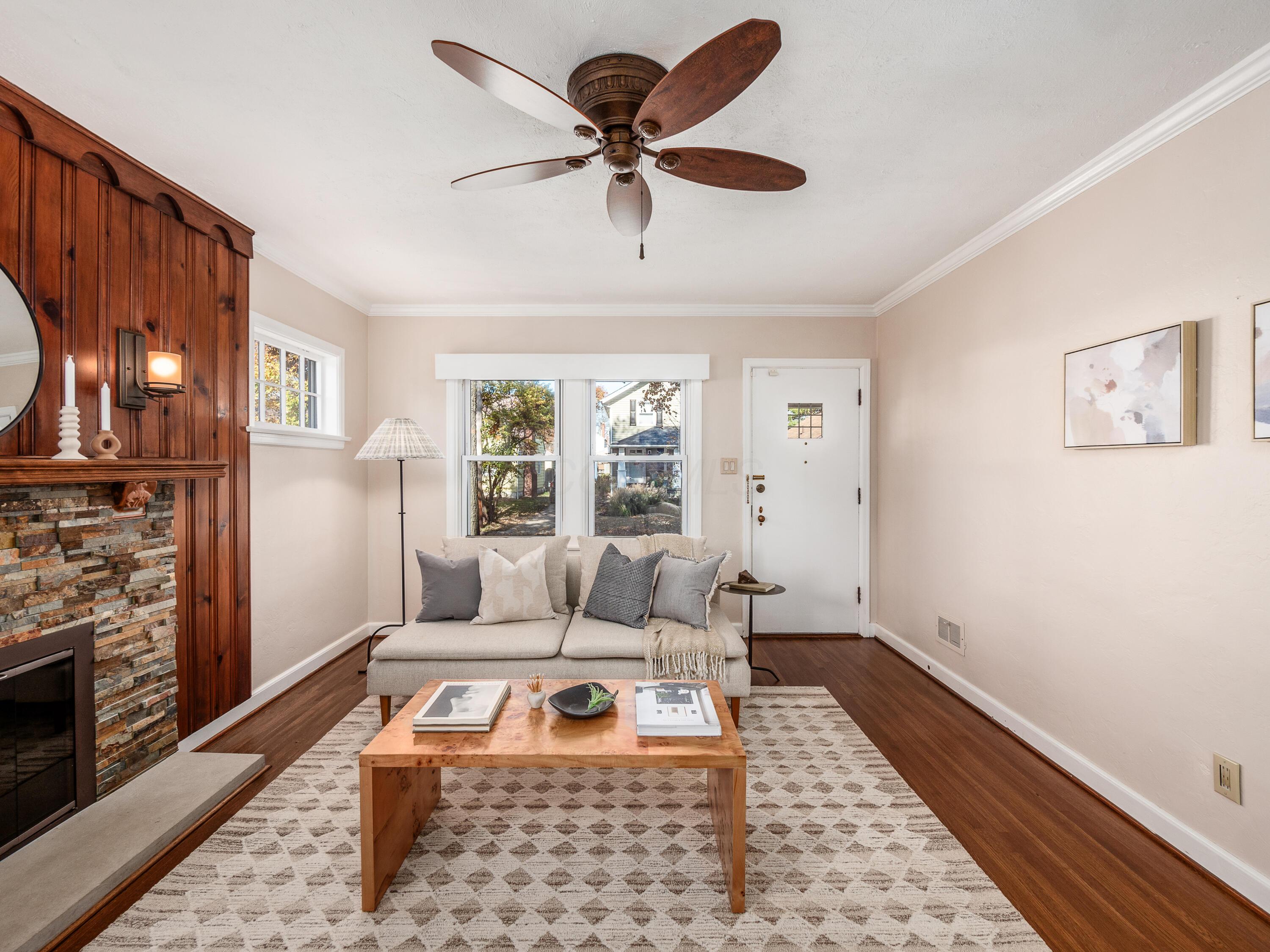 529 Crestview Road Columbus, OH 43202 - Photo 6 of 35 ...with gleaming woodwork...