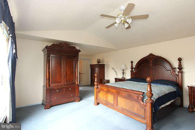 8534 Yoder Street Manassas, VA 20110 - Photo 22 of 30 Bedroom (Master)