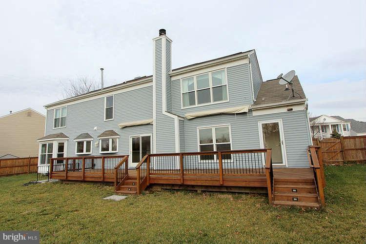 8534 Yoder Street Manassas, VA 20110 - Photo 30 of 30 Exterior (Rear)