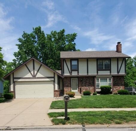 2915 Bee Tree Lane St. Louis, MO 63129 - Photo 1 of 31