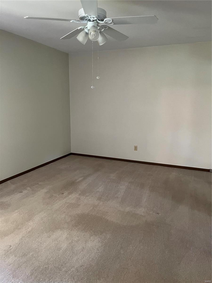 2915 Bee Tree Lane St. Louis, MO 63129 - Photo 15 of 31