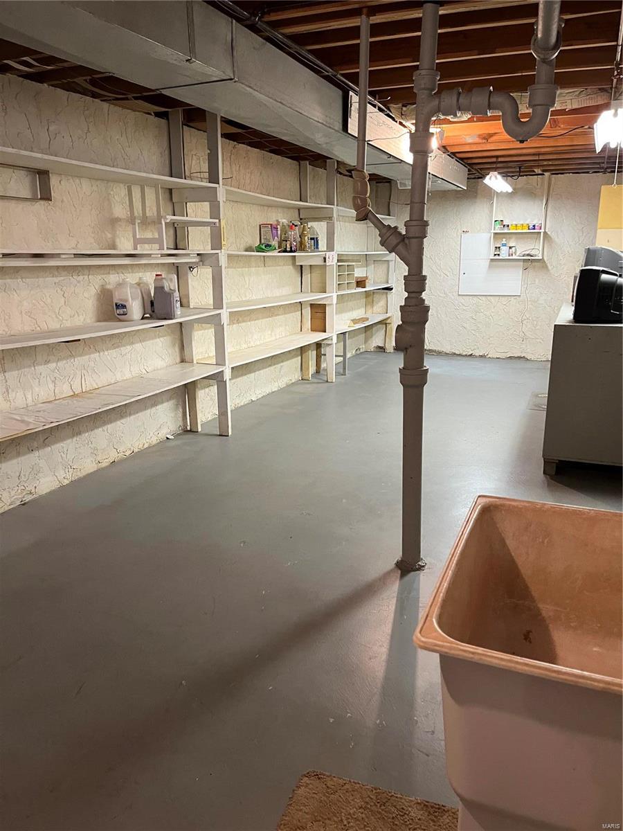 2915 Bee Tree Lane St. Louis, MO 63129 - Photo 26 of 31