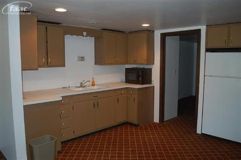1276 Butcher Road Fenton, MI 48430 - Photo 18 of 24 20238118-17.JPG