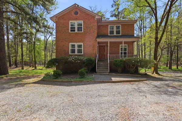 $635,000 | 373 Umstead Drive, Unit AB, Chapel Hill, NC 27516