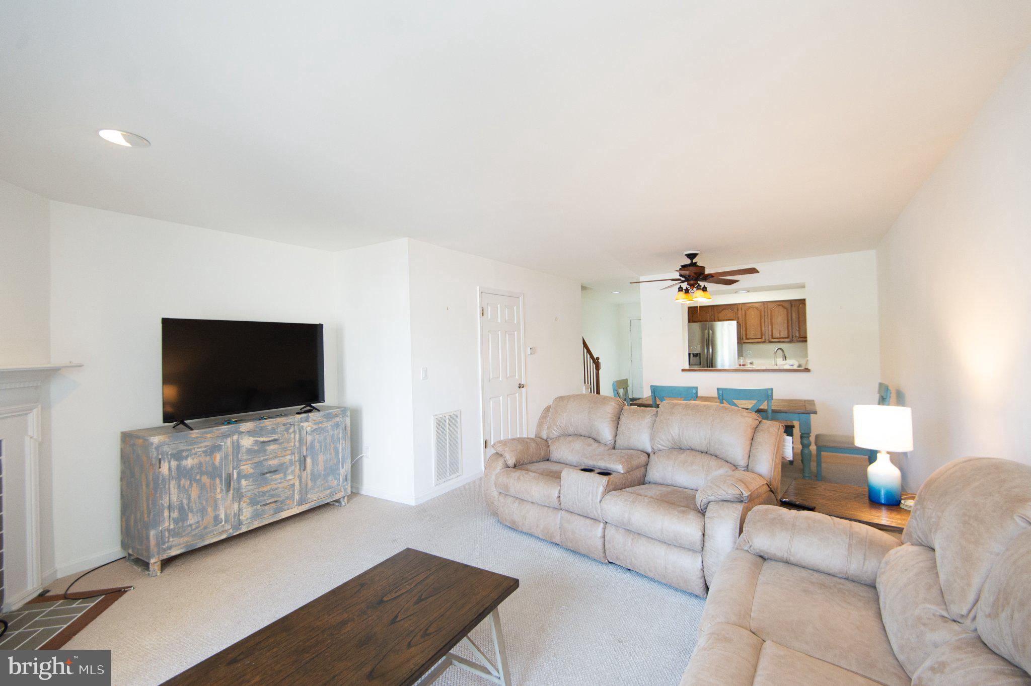 101 Main Street, Unit 119 Secretary, MD 21664 - Photo 17 of 58 Bright and inviting living space.