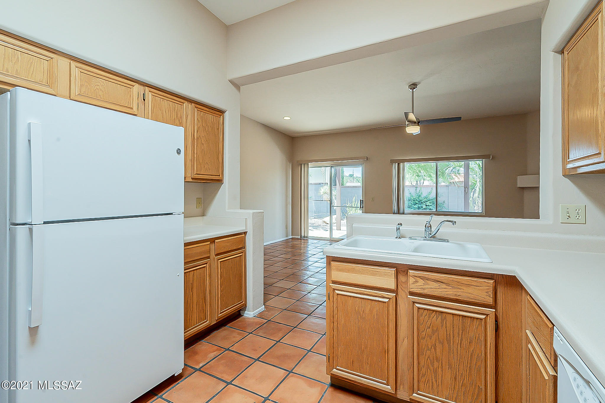 972 West Fox Ridge Lane Oro Valley, AZ 85737 - Photo 4 of 30