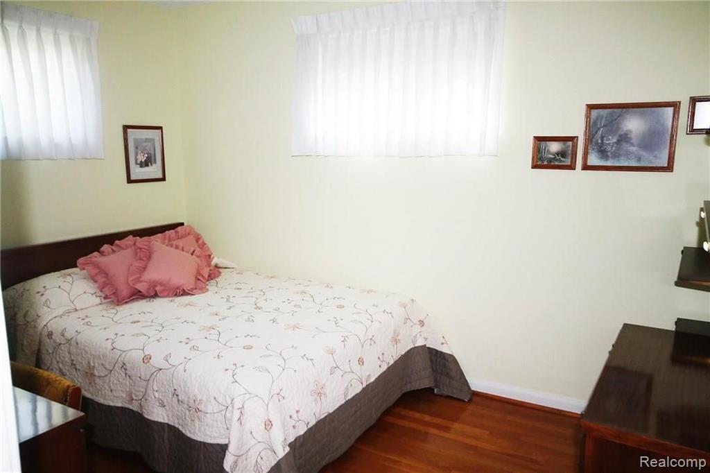 1533 East Melton Road Birmingham, MI 48009 - Photo 22 of 30