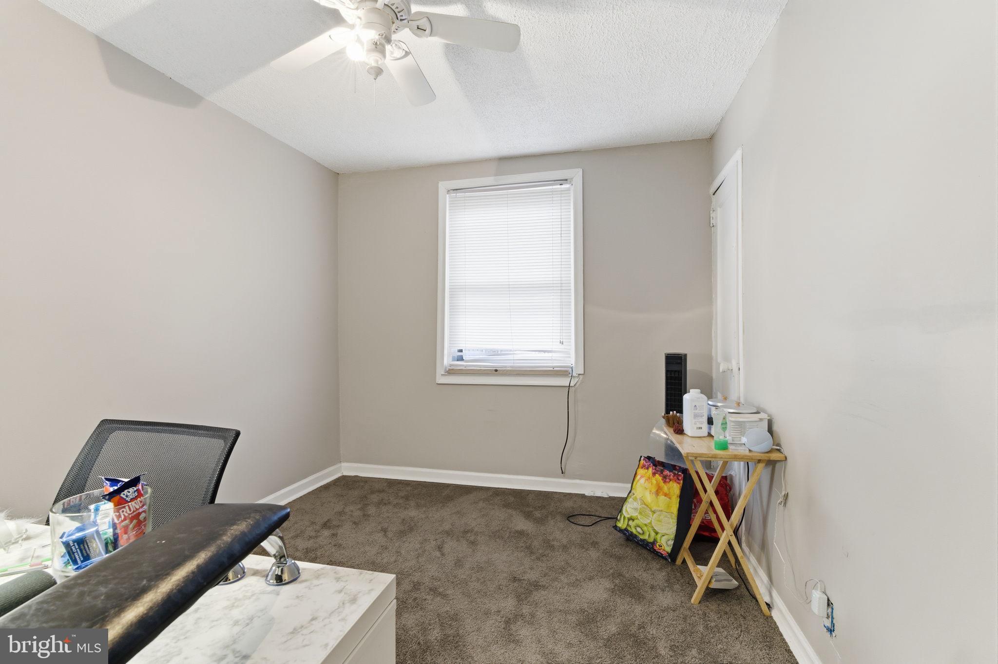 4524 Robbins Street Philadelphia, PA 19135 - Photo 10 of 26