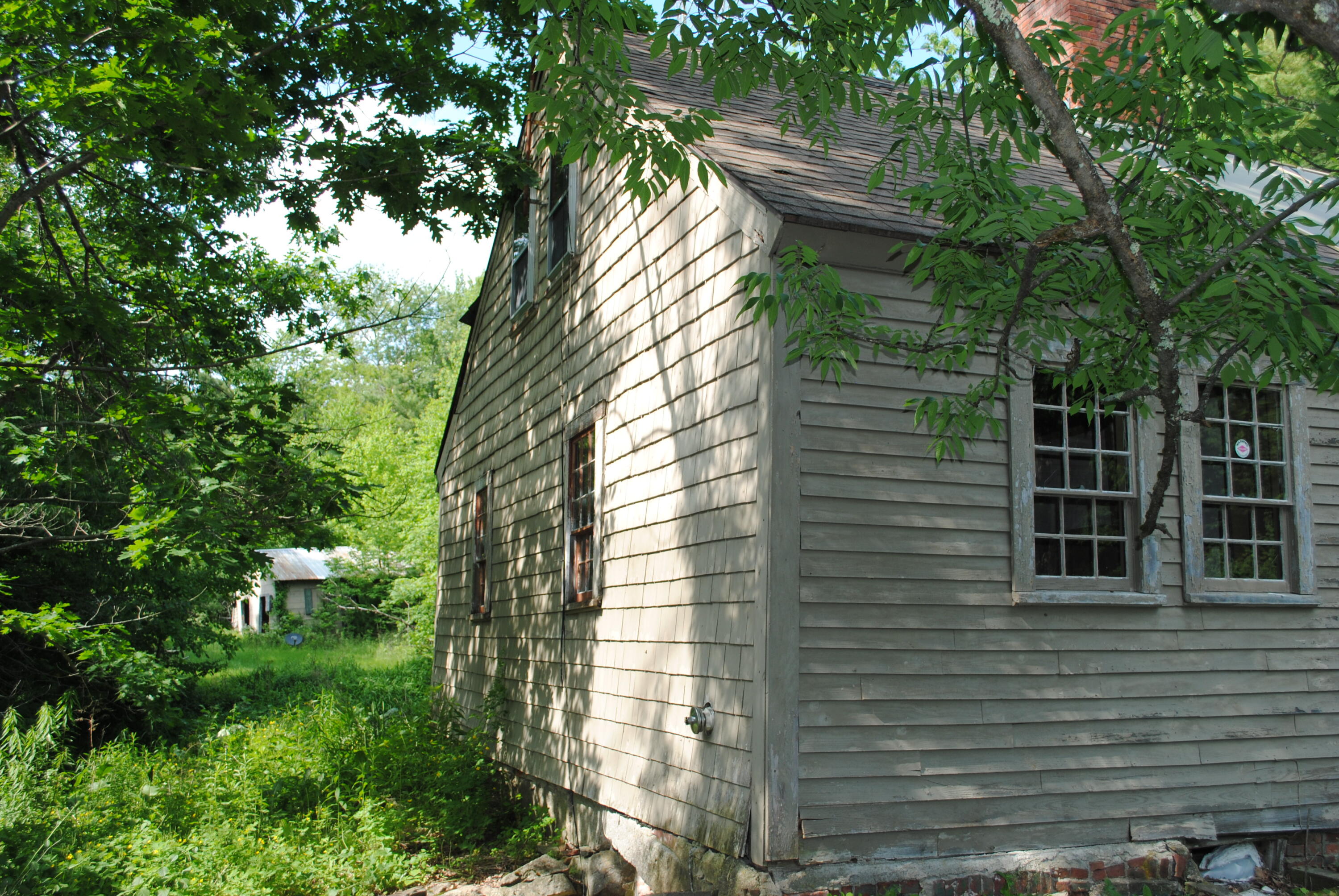 343 Sunset Road Sanford, ME 04083 - Photo 3 of 14 DSC_0003