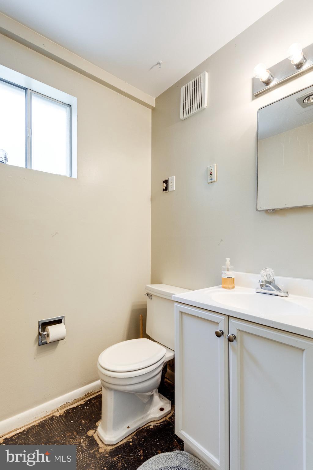 6103 Craft Road Alexandria, VA 22310 - Photo 24 of 44