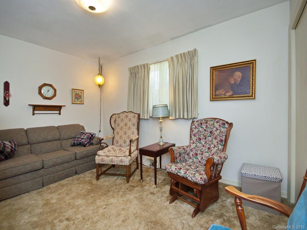 34 Rhoda Street Canton, NC 28716 - Photo 6 of 18 Gallery Image 6