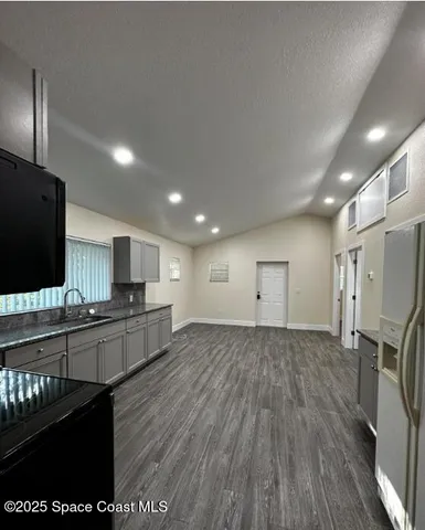 $1,650 | 1153 Carlton Drive, Unit A, Melbourne, FL 32935